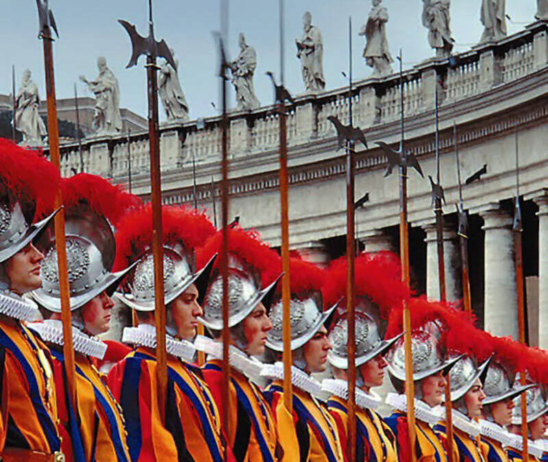 Quando e Dove Inizia la Tradizione delle Guardie Svizzere in Vaticano?